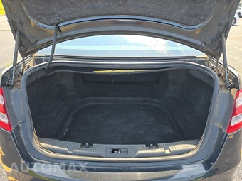 2014 Ford Taurus Limited - miniatura 16