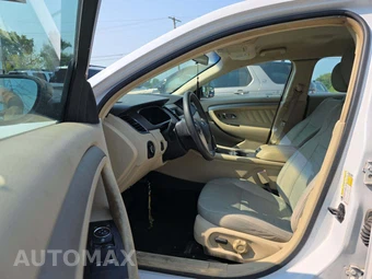 2014 Ford Taurus SE – miniatura 6