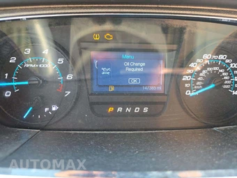 2014 Ford Taurus SE – miniatura 9