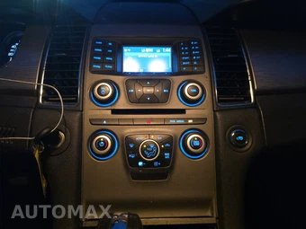 2014 Ford Taurus SEL – miniatura 11