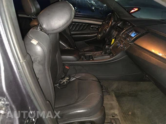 2014 Ford Taurus SEL – miniatura 8