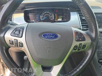 2014 Ford Taurus SEL – miniatura 10