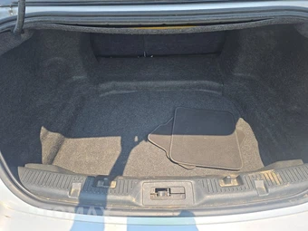 2014 Ford Taurus SEL – miniatura 16