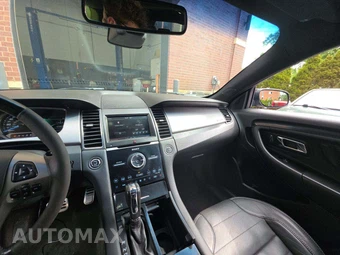 2014 Ford Taurus SHO – miniatura 10