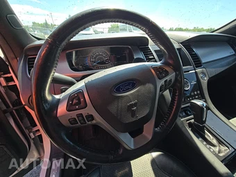 2014 Ford Taurus SHO - miniatura 10