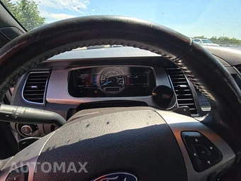 2014 Ford Taurus SHO - miniatura 12