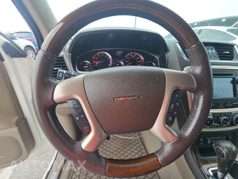 2014 GMC Acadia Denali 5SA - miniatura 10