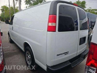 2014 GMC Savana 1500 Cargo Van 1WT 135.0" WB - miniatura 2