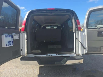 2014 GMC Savana 1500 Passenger Van LS 1LS 135.0" WB - miniatura 15