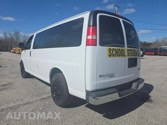 2014 GMC Savana 1500 Passenger Van LS 1LS 135.0" WB - miniatura 2