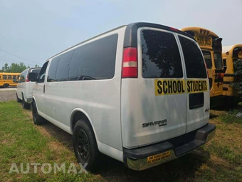 2014 GMC Savana 1500 Passenger Van LS 1LS 135.0" WB - miniatura 2
