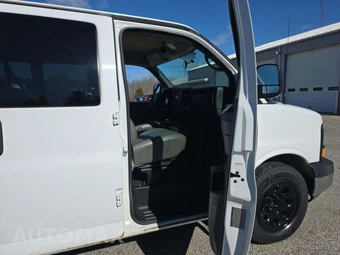 2014 GMC Savana 1500 Passenger Van LS 1LS 135.0" WB - miniatura 19