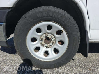 2014 GMC Savana 1500 Passenger Van LS 1LS 135.0" WB - miniatura 23