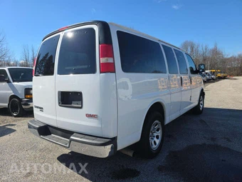 2014 GMC Savana 1500 Passenger Van LS 1LS 135.0" WB - miniatura 3