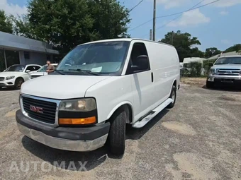 2014 GMC Savana 2500 Cargo Van 1WT 135.0" WB