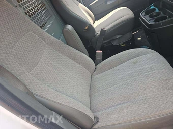 2014 GMC Savana 2500 Cargo Van 1WT 135.0" WB - miniatura 14
