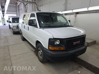 2014 GMC Savana 2500 Cargo Van 1WT 135.0" WB - miniatura 3