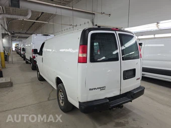 2014 GMC Savana 2500 Cargo Van 1WT 135.0" WB - miniatura 6