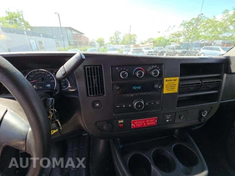 2014 GMC Savana 2500 Cargo Van 1WT 135.0" WB - miniatura 7