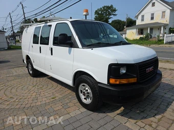 2014 GMC Savana 2500 Cargo Van 1WT 135.0" WB - miniatura 3
