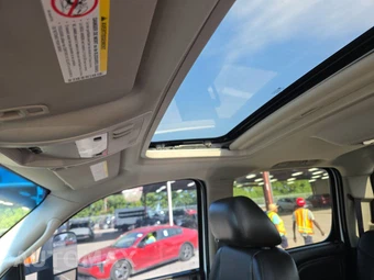 2014 GMC Sierra 3500 Denali HD Crew Cab Medium Bed 5SA - miniatura 19