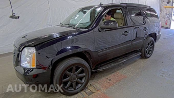 2014 GMC Yukon Denali 5SA