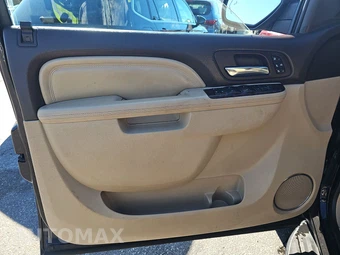 2014 GMC Yukon Denali 5SA – miniatura 9