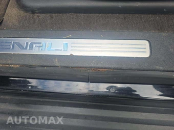 2014 GMC Yukon Denali 5SA – miniatura 35
