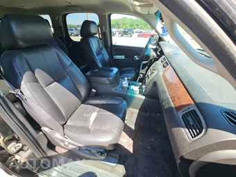2014 GMC Yukon SLT 4SA – miniatura 8