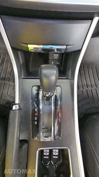 2014 Honda Accord Coupe EX - miniatura 24