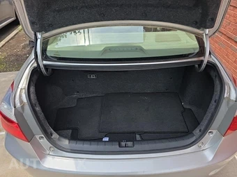 2014 Honda Accord Hybrid EX-L Sedan - miniatura 20