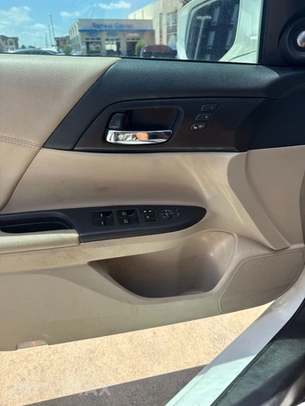 2014 Honda Accord Hybrid Touring Sedan - miniatura 12