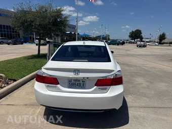 2014 Honda Accord Hybrid Touring Sedan - miniatura 15