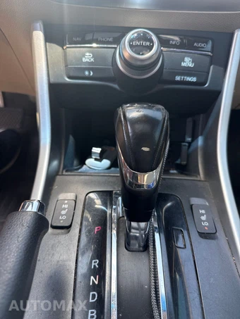 2014 Honda Accord Hybrid Touring Sedan - miniatura 16