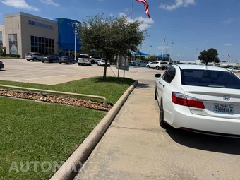 2014 Honda Accord Hybrid Touring Sedan - miniatura 2