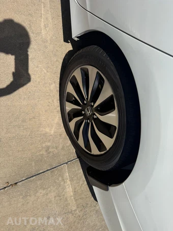 2014 Honda Accord Hybrid Touring Sedan - miniatura 7