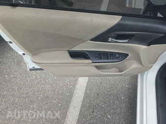 2014 Honda Accord Sedan LX - miniatura 9