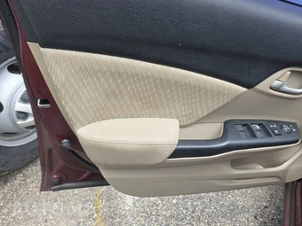 2014 Honda Civic Sedan LX - miniatura 9