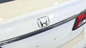 2014 Honda Civic Sedan LX – miniatura 31