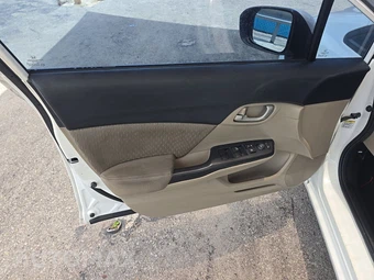 2014 Honda Civic Sedan LX – miniatura 9