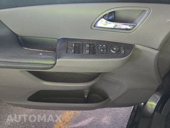 2014 Honda Odyssey EX 118.1" WB - miniatura 9