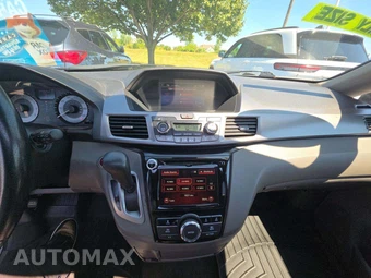 2014 Honda Odyssey EX-L 118.1" WB - miniatura 10