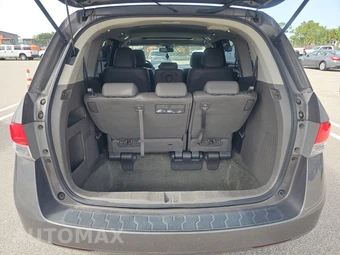 2014 Honda Odyssey EX-L 118.1" WB - miniatura 17