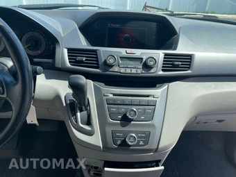 2014 Honda Odyssey LX 118.1" WB - miniatura 22