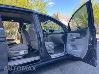 2014 Honda Odyssey LX 118.1" WB - miniatura 26