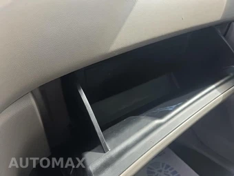 2014 Honda Odyssey LX 118.1" WB – miniatura 27