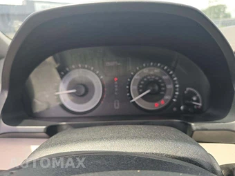 2014 Honda Odyssey LX 118.1" WB – miniatura 9