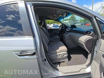 2014 Honda Odyssey LX 118.1" WB - miniatura 19