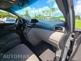 2014 Honda Odyssey LX 118.1" WB - miniatura 20