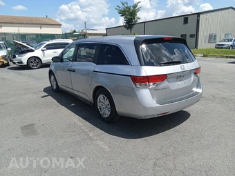 2014 Honda Odyssey LX 118.1" WB - miniatura 3